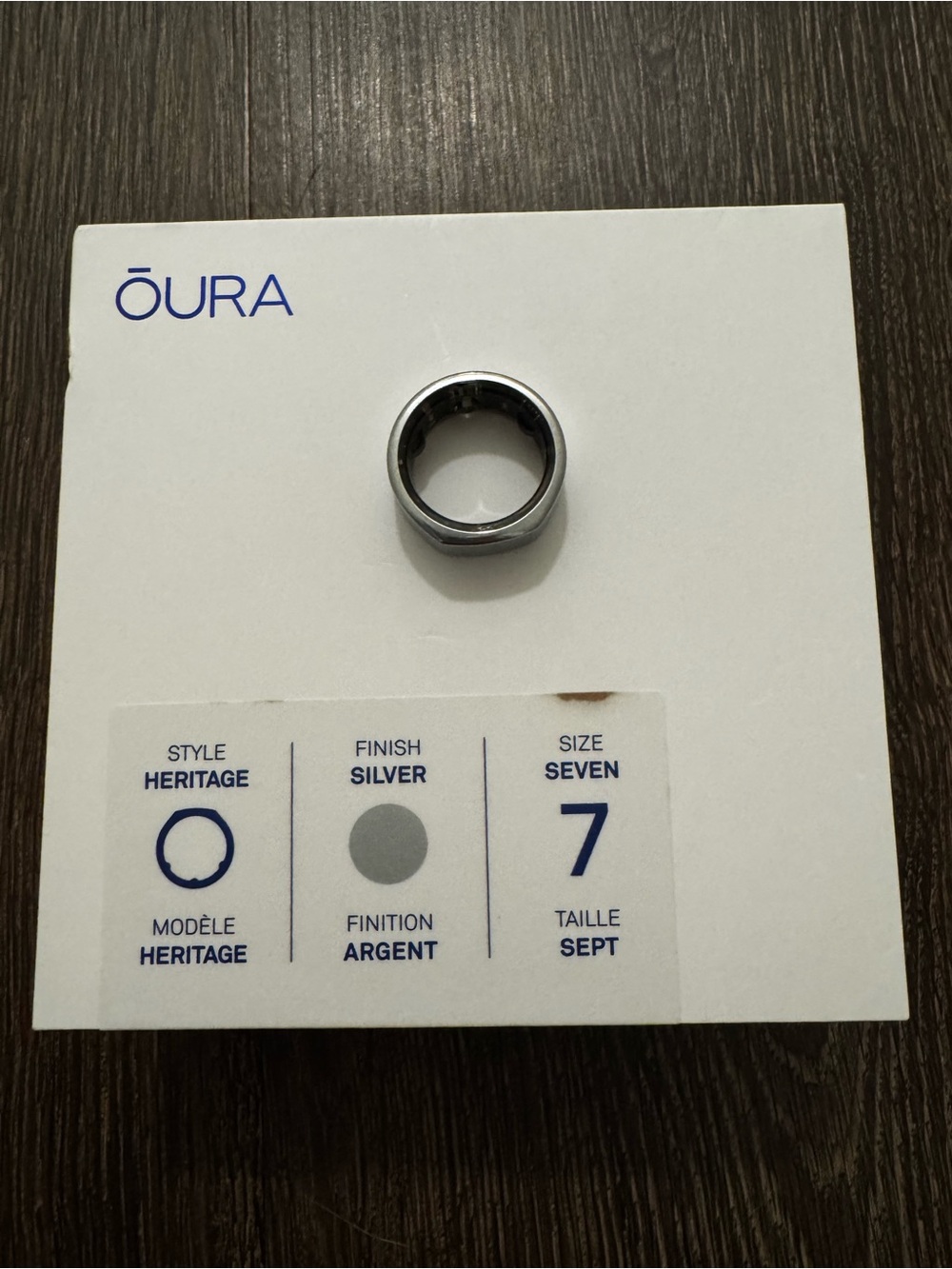 Oura Ring in Silver, Size 7 + Charger